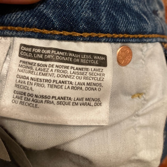 Levi’s ribcage jeans size 28 - Picture 4 of 5